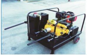 液壓動(dòng)力機(jī) 型號(hào)：PD75